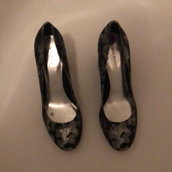 Marc Fisher Block Heel Pumps - Picture 1 of 3